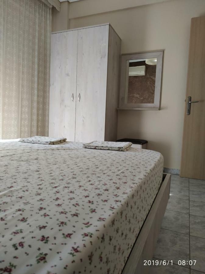 Lazaros Apartments Olympiakí Aktí Ngoại thất bức ảnh