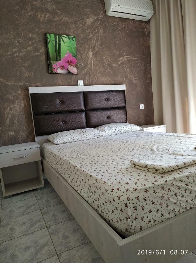 Lazaros Apartments Olympiakí Aktí Ngoại thất bức ảnh