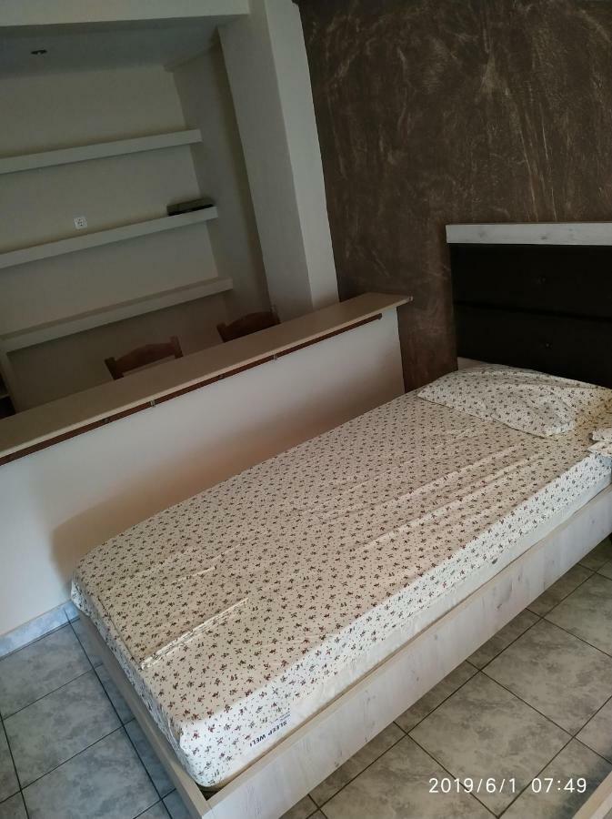 Lazaros Apartments Olympiakí Aktí Ngoại thất bức ảnh
